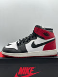 Air Jordan 1 Retro Black Toe (2013) (GS) (WORN)