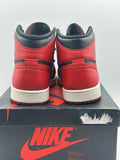 Air Jordan 1 Retro Bred (2013) (WORN)