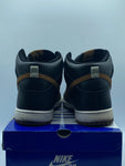 Nike SB Dunk High Guiness (WORN)