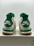 Air Jordan 4 Retro SB Pine Green (WORN/DMG BOX)