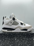 Air Jordan 4 Retro Military Black (WORN)