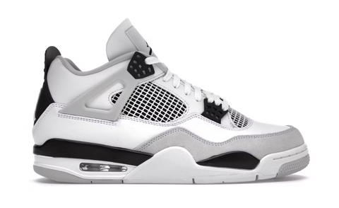 Air Jordan 4 Retro Military Black (WORN)