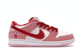 Nike SB Dunk Low StrangeLove Skateboards (TRIED ON)
